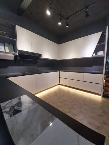 Vanderbuild showroom